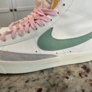 Nike Blazer Mid '77 PRM Mens Shoes